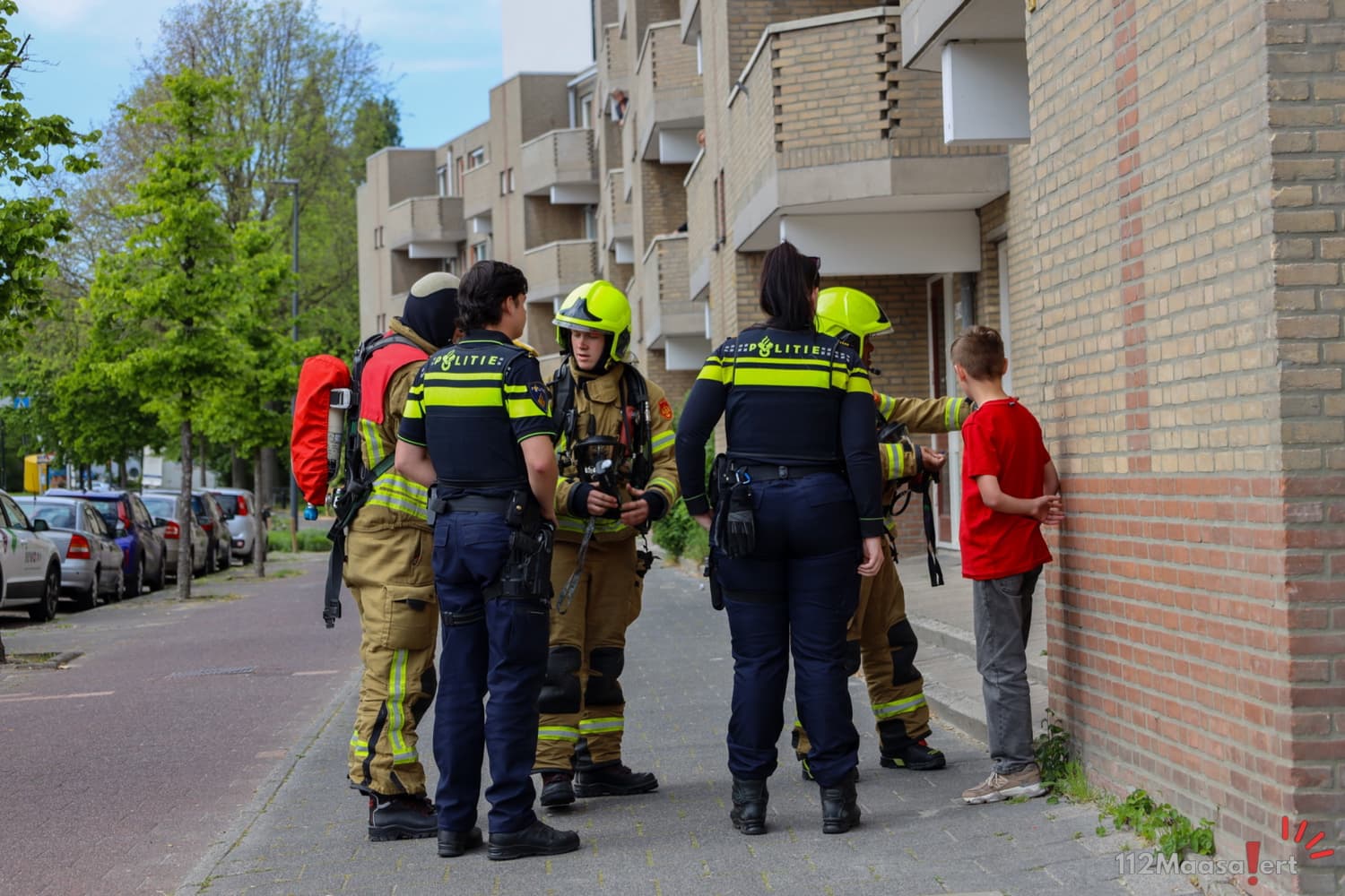 brandweer-onderzoekt-gaslucht-in-woning-aan-de-wag-3.jpeg